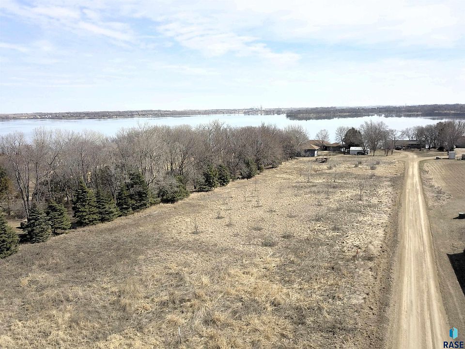 1st image of Stoney Point Rd