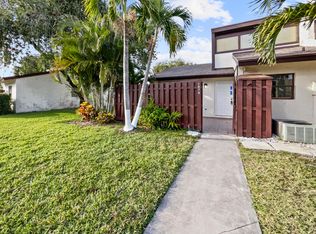 1879 Abbey Rd #21A, West Palm Beach, FL 33415