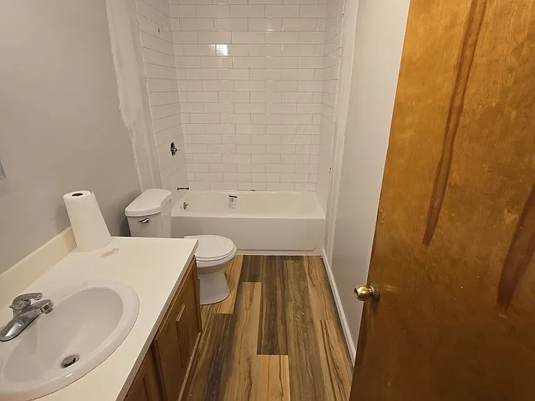 160 Wooster St — Photo 1