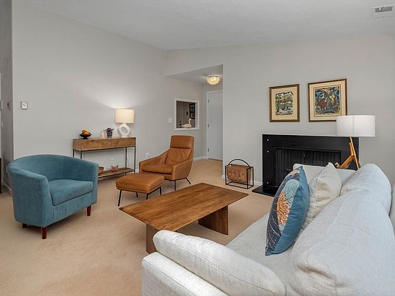 4th image of 12 Royal Lake Dr APT 7