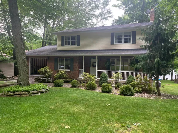 12967 Treasure Lake Rd, Du Bois, PA 15801