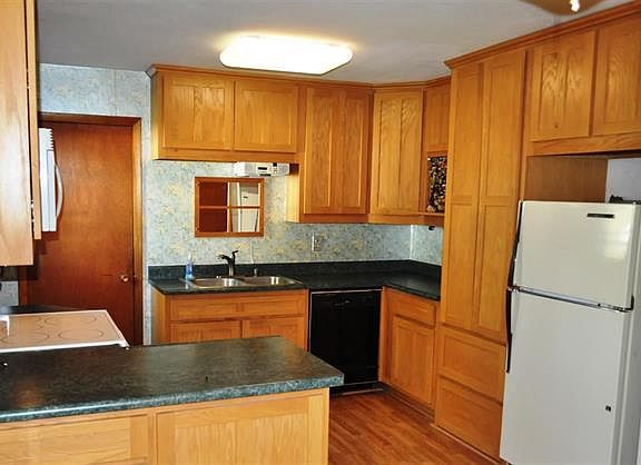 2nd image of 1556 Woodmayr Dr
