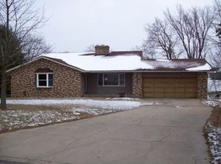 9680 Treetop Dr, Galesburg, MI 49053