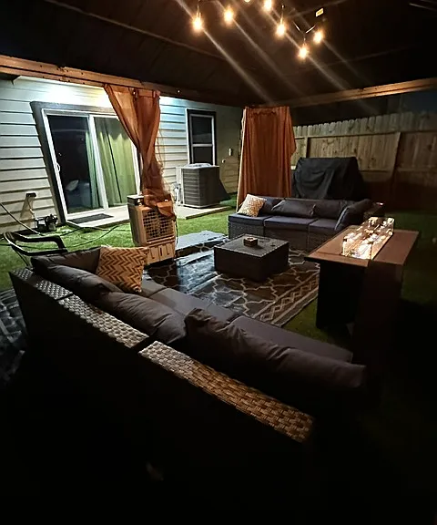 4514 Galesburg St — Photo 2