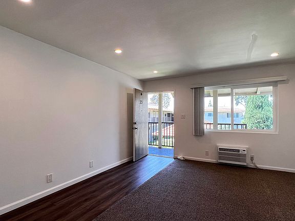 4th image of 6452 Orange Ave #23