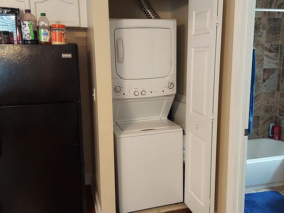 2nd image of 4314 Avon Park Cir #2