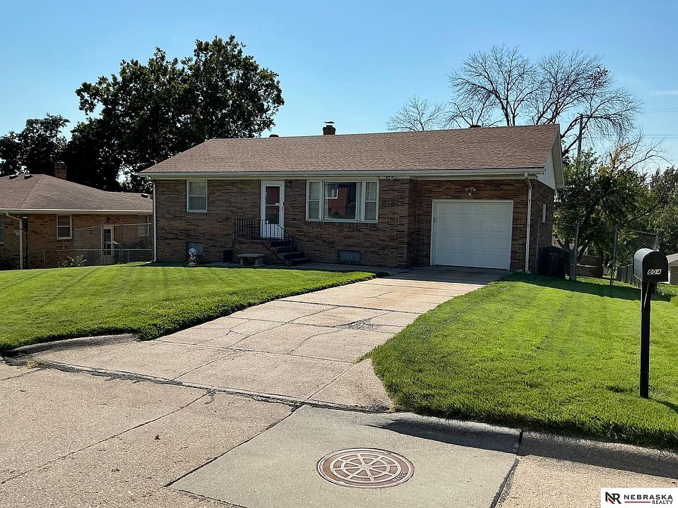 1st image of 804 N 5th St