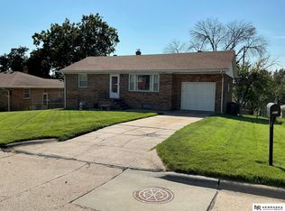 804 N 5th St, Bellevue, NE 68005