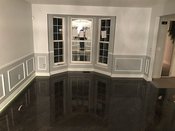 3rd image of 6827 Anna Dr #103