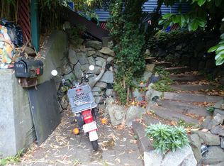 5735 Keystone Pl N, Seattle, WA 98103