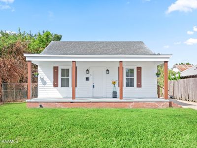121 W Lawrence St, New Iberia, LA, 70563