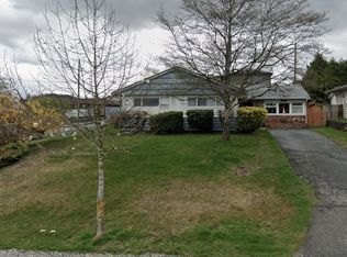 11142 Bolivar Cres, Surrey, BC V3R 3A3