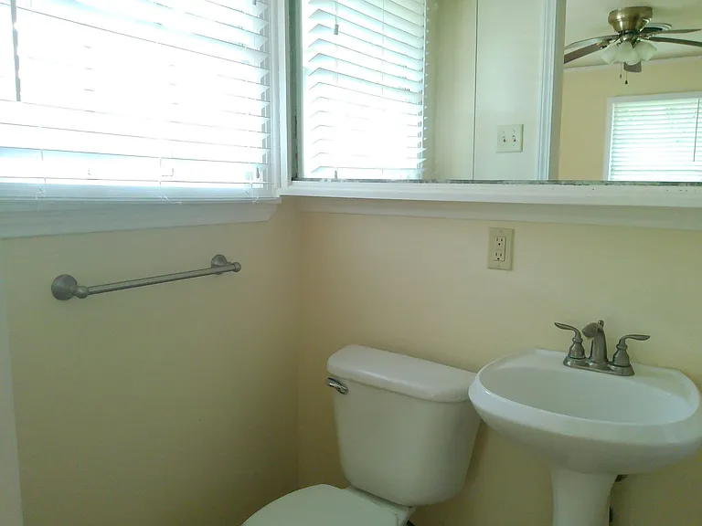 530 Hopper Dr — Photo 16