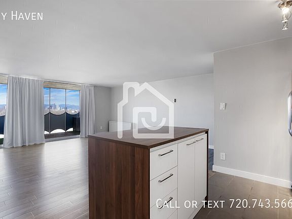 4th image of 1155 Ash St APT 1203