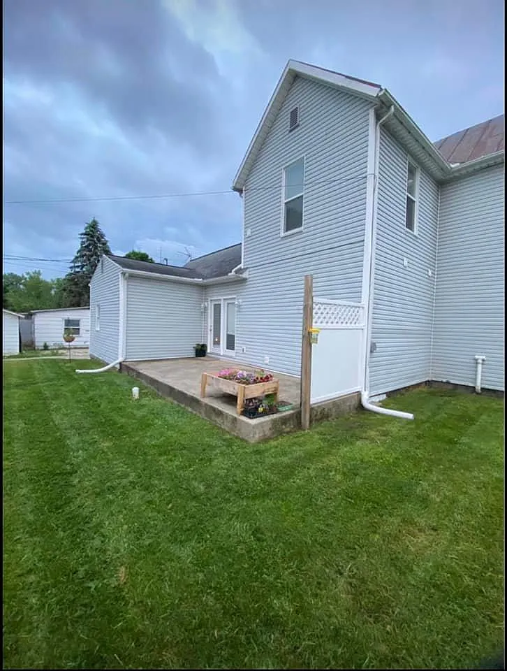 528 N Park Ave — Photo 1