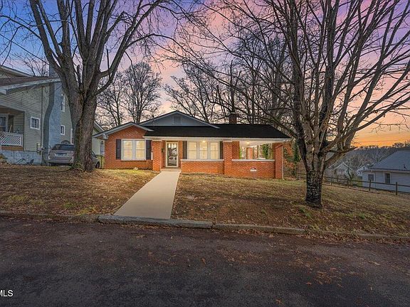 4th image of 1023 Carolina Ave