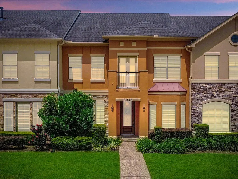 2046 Palm Forest Ln — Photo 4