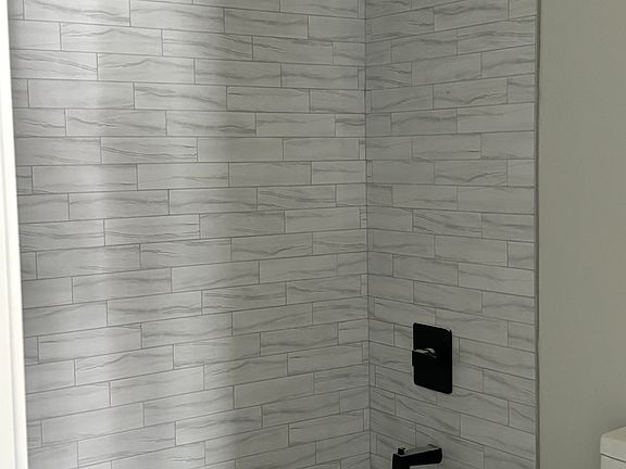 4th image of 185-191 Ashford Ave #7