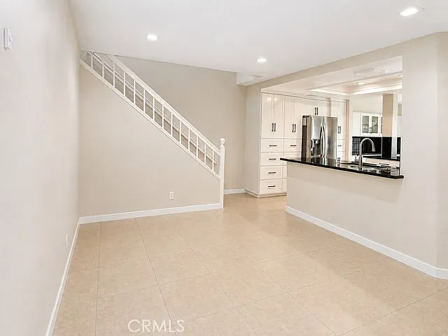 3 bed, 2.5 bath, 1508 sqft, $4,200 — Photo 4
