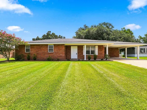 23081 S Rosary St, Vacherie, LA 70090