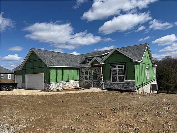 2nd image of 136 Huckleberry Rd