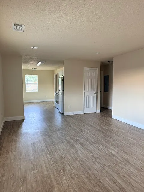 2 bed, 888 sqft, $850 — Photo 1