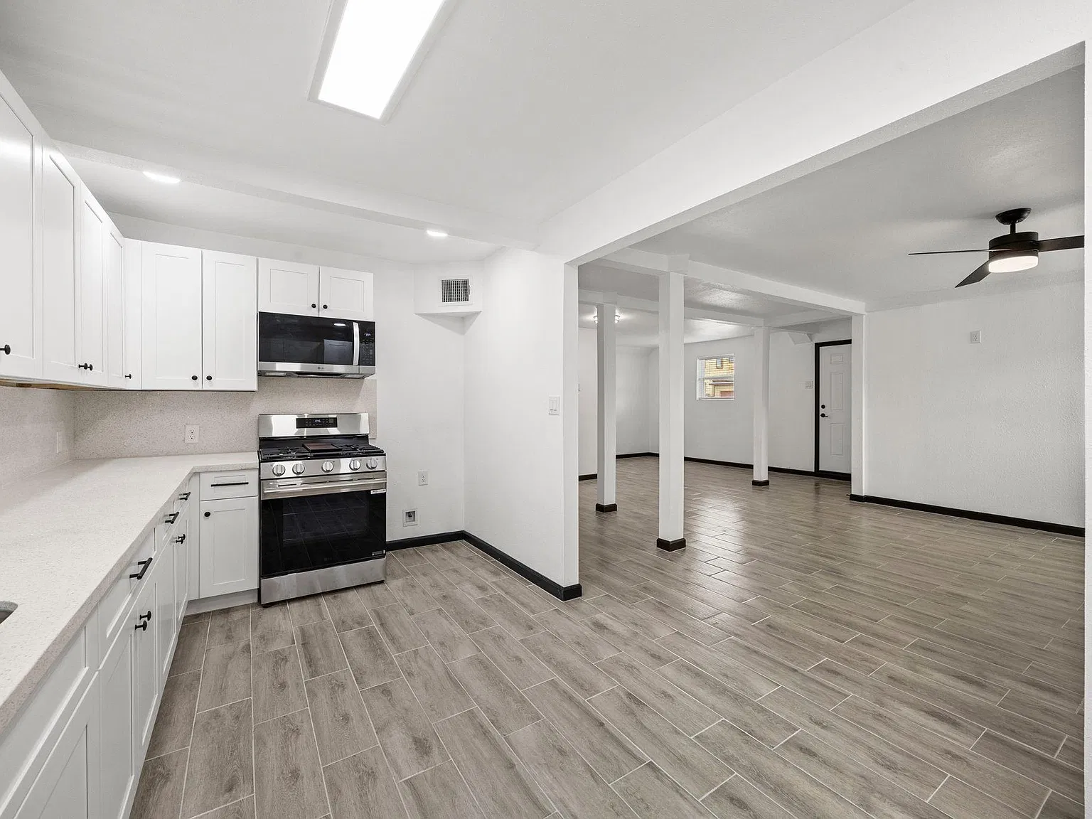 4 bed, 2.0 bath, 1716 sqft, $2,800 — Photo 4