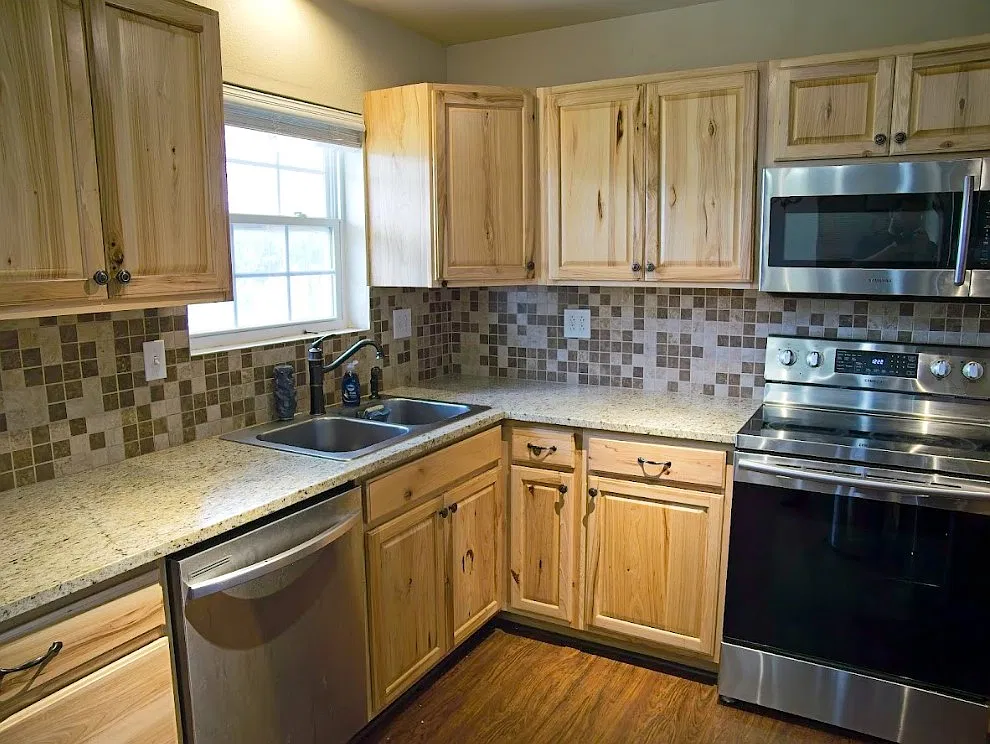 3 bed, 1436 sqft, $2,700 — Photo 1