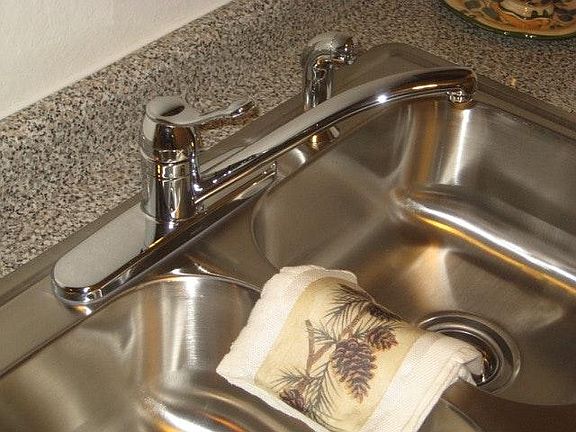 4th image of 17 Forest Ave APT 302