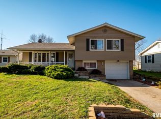 725 Greenway Ave, Colona, IL 61241