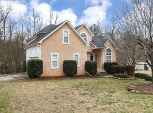 130 Ridgecrest Dr, Fayetteville, GA 30215