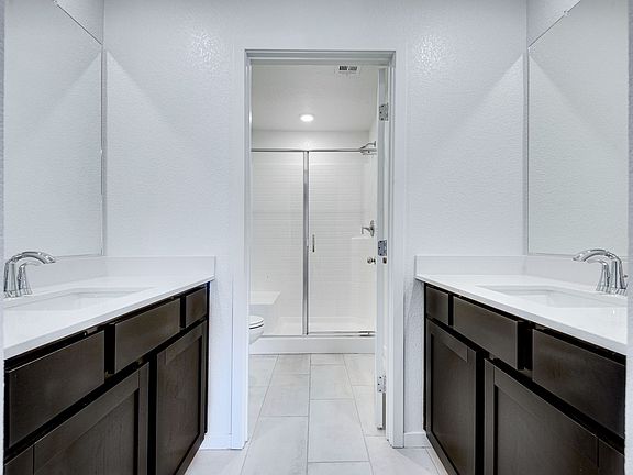 3rd image of 10774 Benhill Grove Ct
