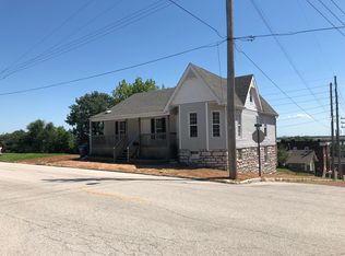 801 E 4th St, Alton, IL 62002