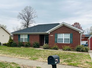 8909 Greenmoore Dr, Louisville, KY