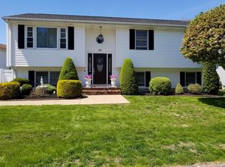 29 Ventura Ln, New Bedford, MA 02745
