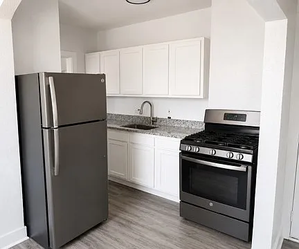 1875 Ewald Cir #2E — Photo 1