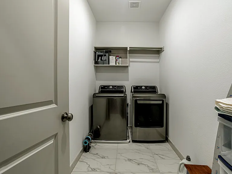 669 Vista Oaks Rd — Photo 35