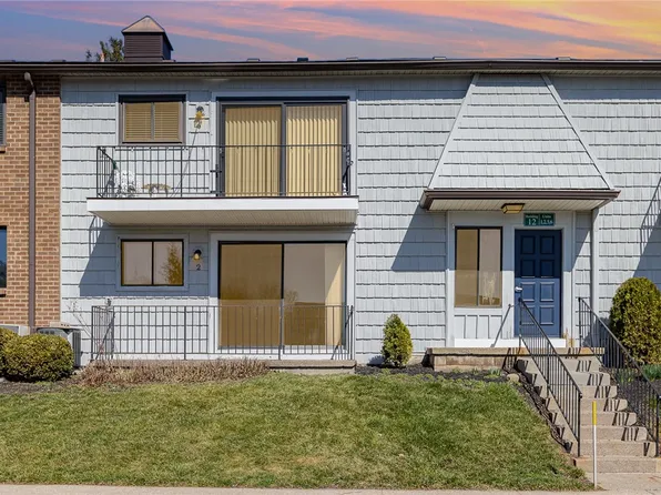 12 High Gate Trl APT 2, Fairport, NY 14450