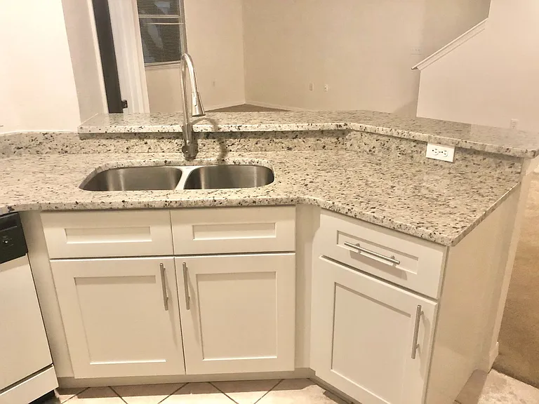 2640 Legacy Villas Dr — Photo 4