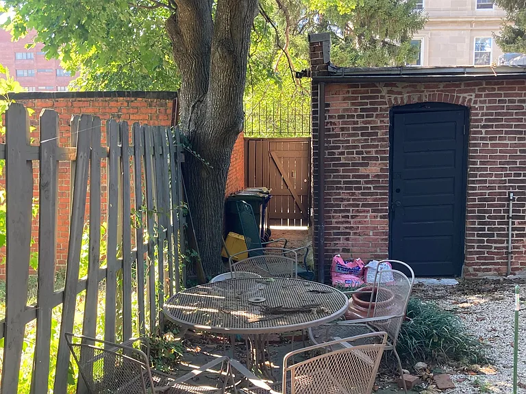 2802 Saint Paul St #1R — Photo 15