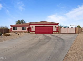 26305 S Kristina Dr, Congress, AZ 85332