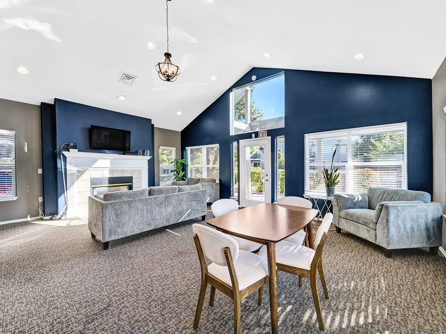 Quatama Village Apartments — Photo 1