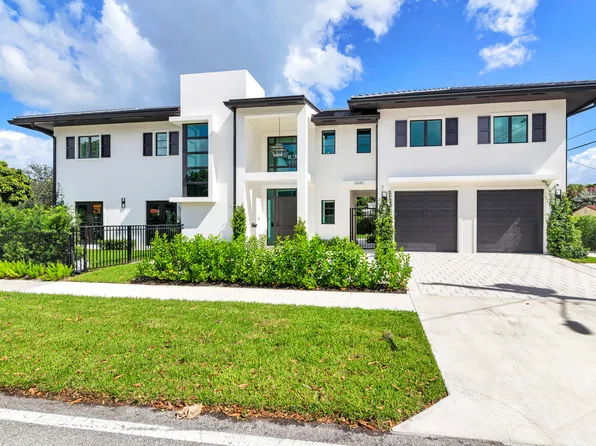 6840 Lake Ave, West Palm Beach, FL 33405