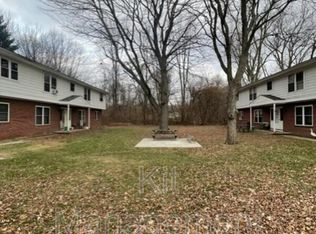 2900 Dean Rd #A4, Lambertville, MI 48144