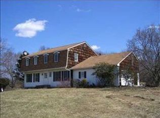 25 Hill Rd, Middletown, NY 10940