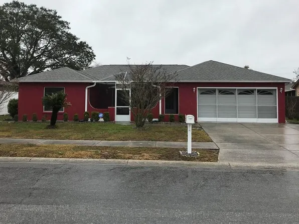 1102 Springtime Dr, Holiday, FL 34691