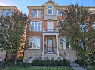 26 Helen St, Vaughan, ON L4L 3S3