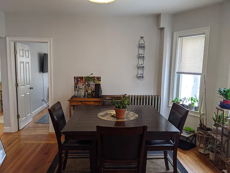113 3rd St #3 — Photo 7