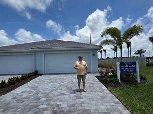 8057 Shore Lake Dr, Englewood, FL 34224