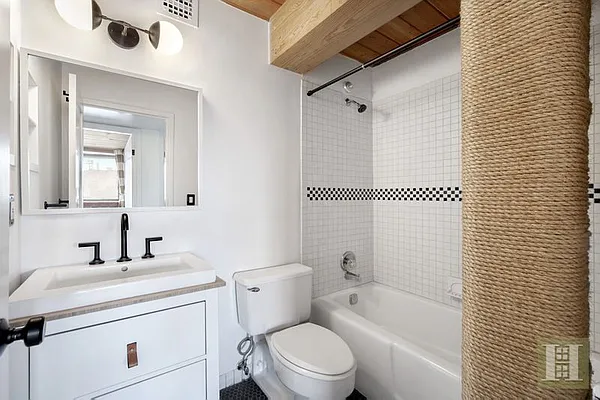 Rented by Halstead Real Estate | media 16